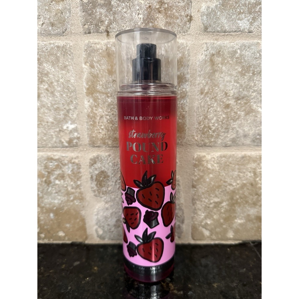 8 Oz - Bath & Body Works Strawberry Pound Cake Fine Fragrance Mist NEW